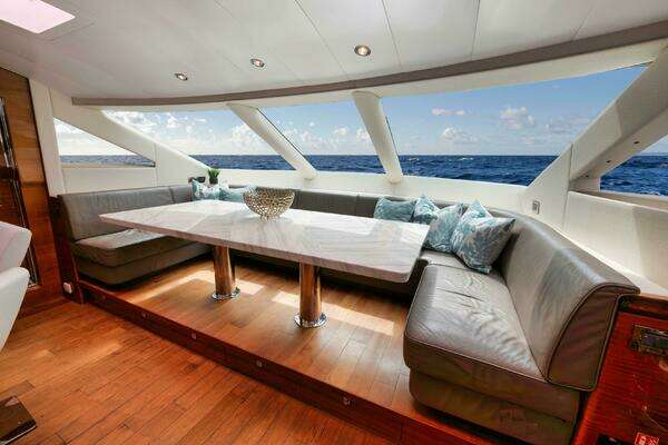 Horizon P110 Tri-Deck Yacht For Sale