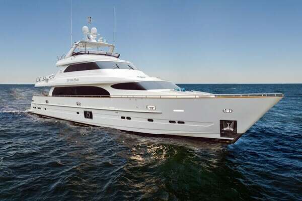 110-ft-Horizon-2012-P110 Tri-Deck-IN THE ZONE-PALM BEACH  Florida United States yacht for sale