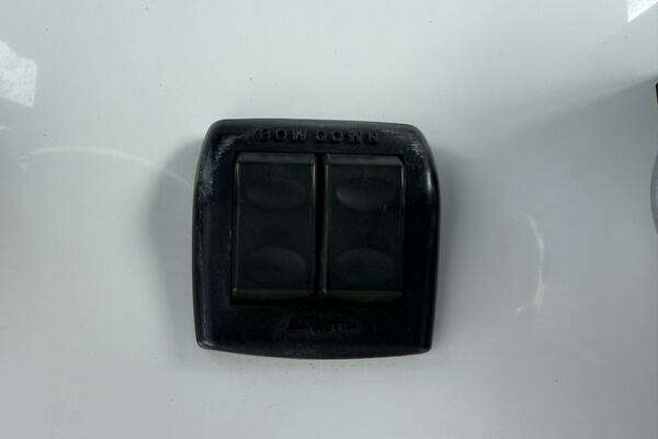 2023 Front Runner 33