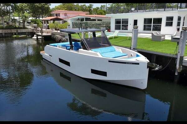 42-ft-De Antonio-2021-Express-Fort Lauderdale Florida United States yacht for sale