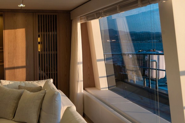 PETITE BELLE 100ft SUNREEF YACHTS Yacht For Sale PETITE BELLE 100ft SUNREEF YACHTS Yacht For Sale