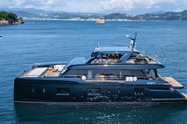 PETITE BELLE 100ft SUNREEF YACHTS Yacht For Sale