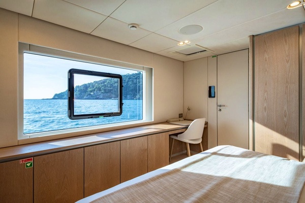 PETITE BELLE 100ft SUNREEF YACHTS Yacht For Sale