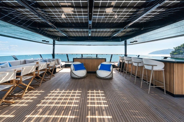 PETITE BELLE 100ft SUNREEF YACHTS Yacht For Sale