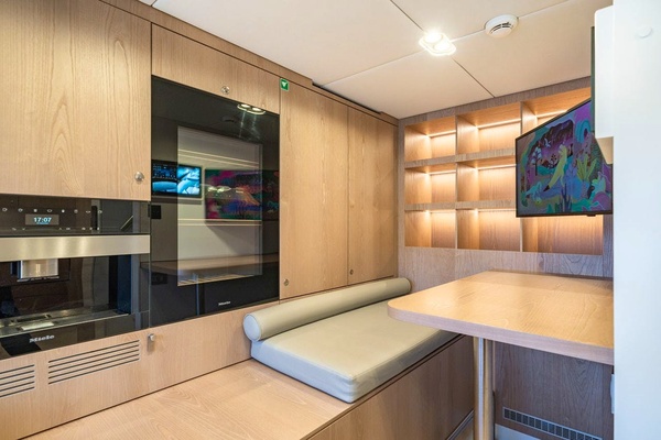 PETITE BELLE 100ft SUNREEF YACHTS Yacht For Sale