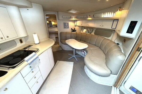 Celebration 40ft Sea Ray Yacht For Sale