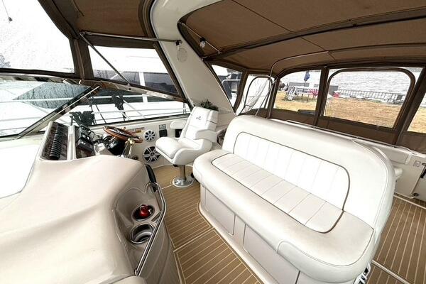 Celebration 40ft Sea Ray Yacht For Sale