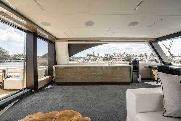 2021 Ocean Alexander 88