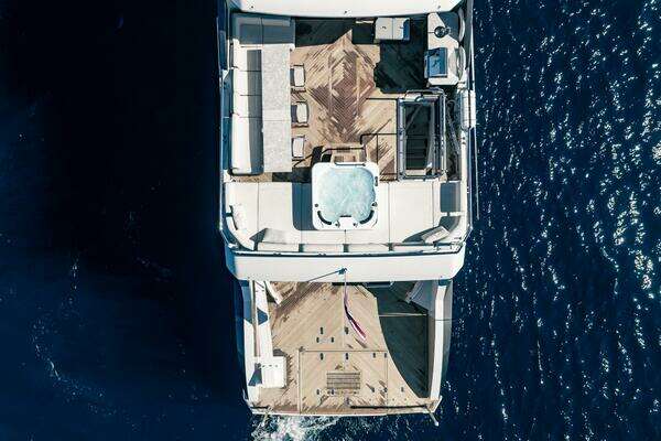 2021 Ocean Alexander 88