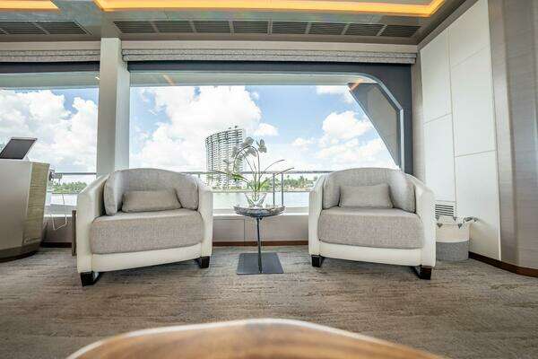 2021 Ocean Alexander 88