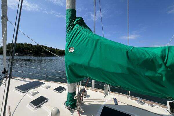 Photo of the 1984 Sabre 38 "Sirius"