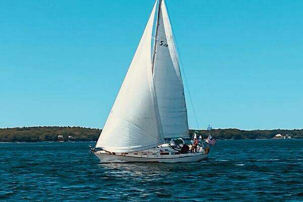 Photo of the 1984 Sabre 38 "Sirius"