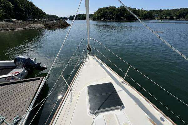 Photo of the 1984 Sabre 38 "Sirius"