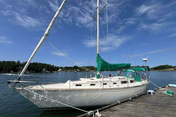 38-ft-Sabre-1984-38-Sirius-Boothbay Harbor Maine United States yacht for sale