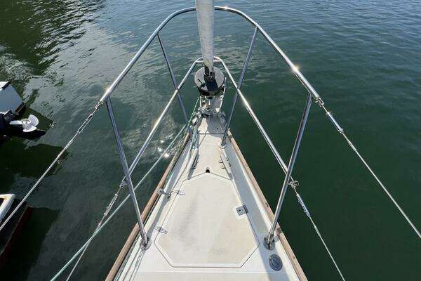 Photo of the 1984 Sabre 38 "Sirius"