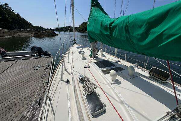 Photo of the 1984 Sabre 38 "Sirius"