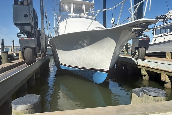 Photo of the 1999 Ocean Yachts 40 "Monica Ann"