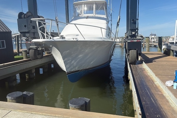 Photo of the 1999 Ocean Yachts 40 "Monica Ann"