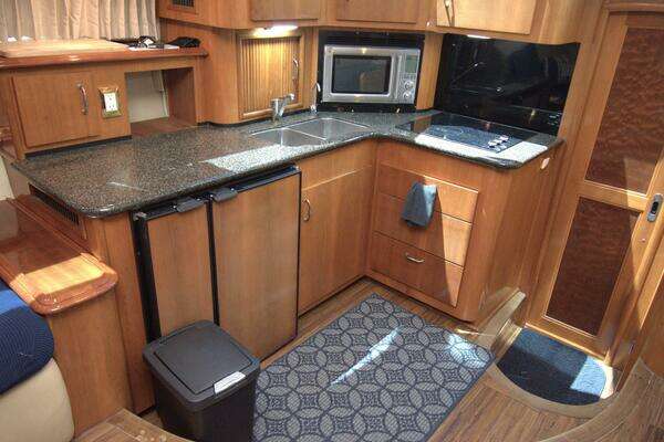 Carver 444 Cockpit Motor Yacht Yacht For Sale