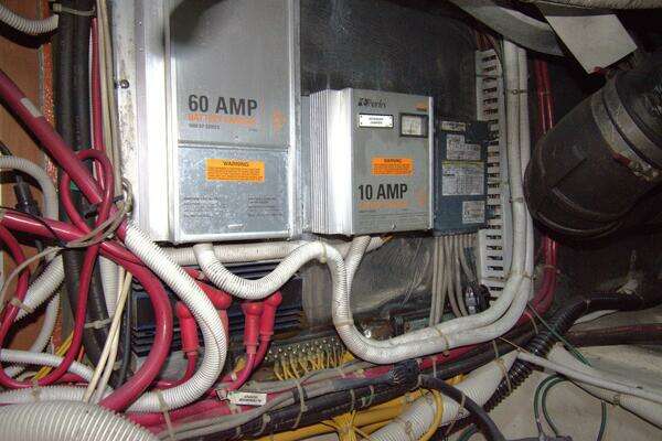 Carver 444 Cockpit Motor Yacht Yacht For Sale