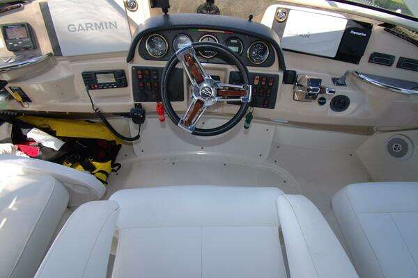 Carver 444 Cockpit Motor Yacht Yacht For Sale