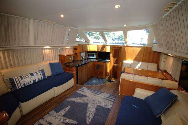 Carver 444 Cockpit Motor Yacht Yacht For Sale