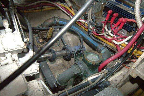 Carver 444 Cockpit Motor Yacht Yacht For Sale