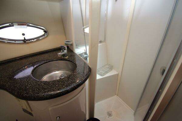 Carver 444 Cockpit Motor Yacht Yacht For Sale