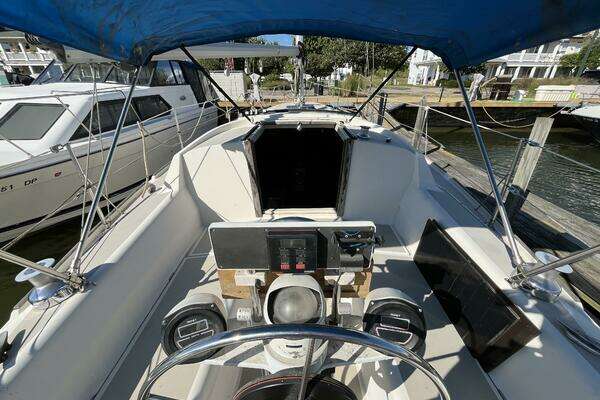 Photo of the 1985 O'Day 35 "Humphrey"