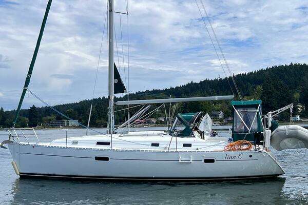 36-ft-Beneteau-2001-361-Gig Harbor Washington United States yacht for sale