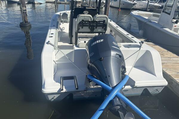 24ft Sportsman Yacht For Sale