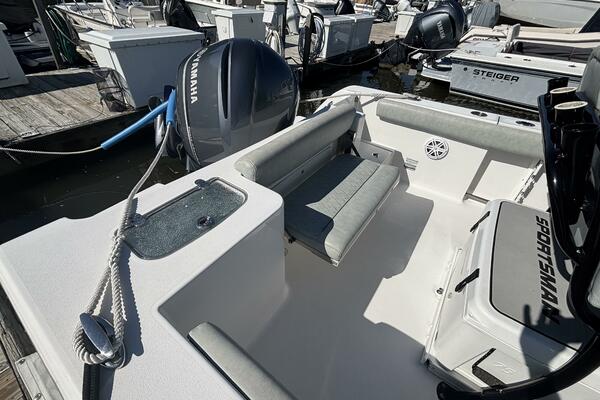 24ft Sportsman Yacht For Sale