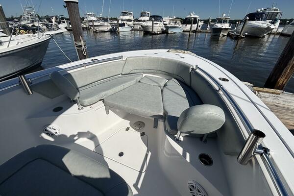 24ft Sportsman Yacht For Sale