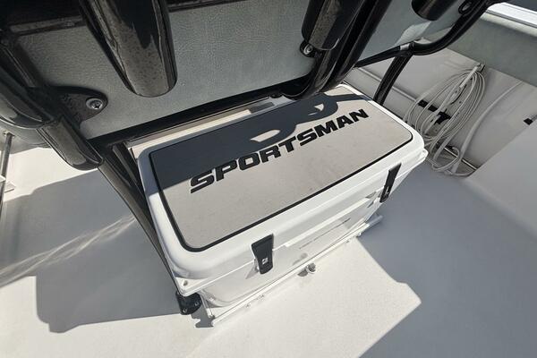 24ft Sportsman Yacht For Sale