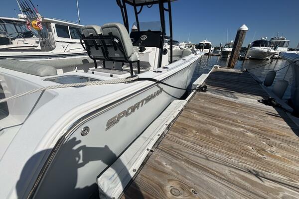 24ft Sportsman Yacht For Sale