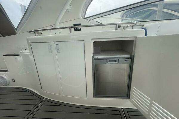 Photo of the 2006 Fountain 48 Express Cruiser