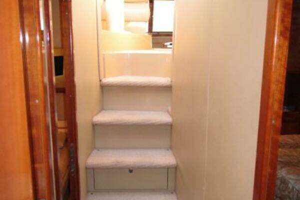 2003 Ferretti Yachts 59