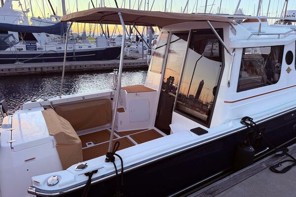 C SHELL 27ft Ranger Tugs Yacht For Sale