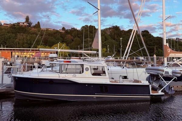 C SHELL 27ft Ranger Tugs Yacht For Sale