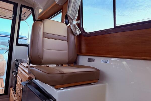 C SHELL 27ft Ranger Tugs Yacht For Sale