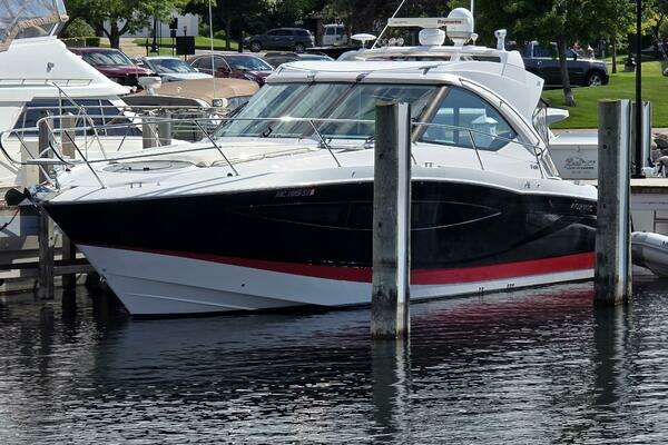 43-ft-Four Winns-2009-V435-Boaty McBoatface-Petoskey Michigan United States yacht for sale