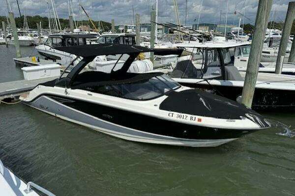 Photo of the 2016 Sea Ray 280 SLX "Ohana"