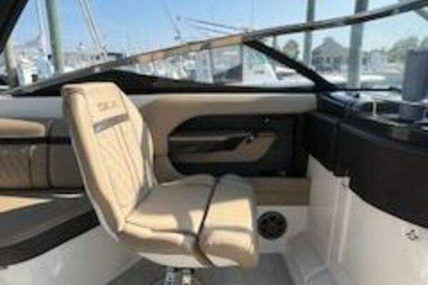 Photo of the 2016 Sea Ray 280 SLX "Ohana"