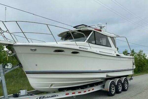28-ft-Cutwater-2017-C28 LE- Midland Ontario Canada  yacht for sale