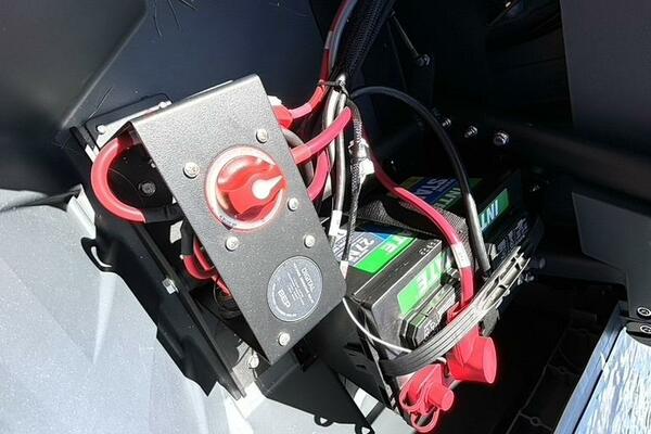 24ft Manitou Yacht For Sale