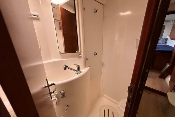 Inconceivable 44ft Leopard Yacht For Sale