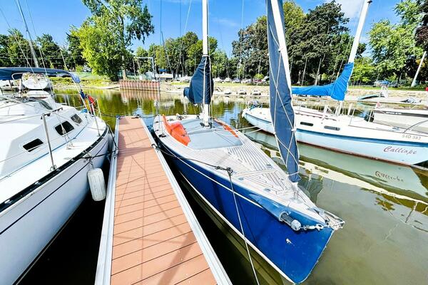 TOF 26ft Tofinou Yacht For Sale