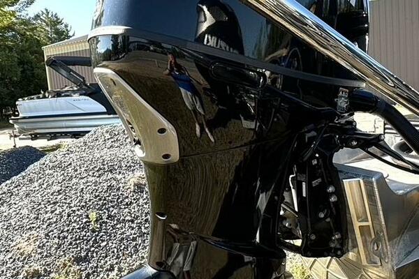 27ft Manitou Yacht For Sale