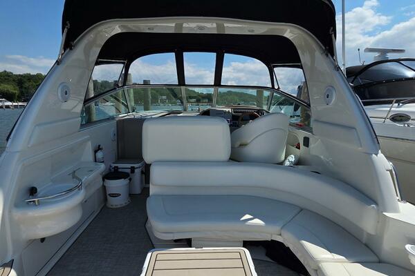 31ft Sea Ray Yacht For Sale