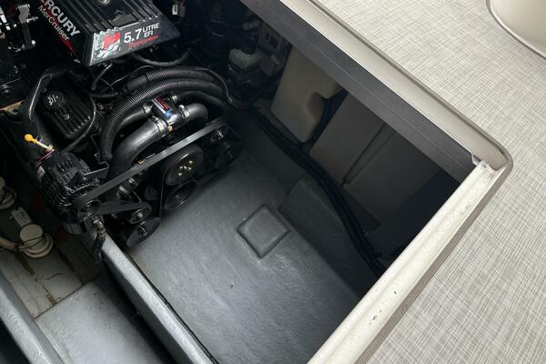 31ft Sea Ray Yacht For Sale